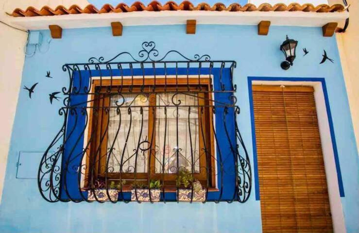 Casita Del Castillo Дения Экстерьер фото
